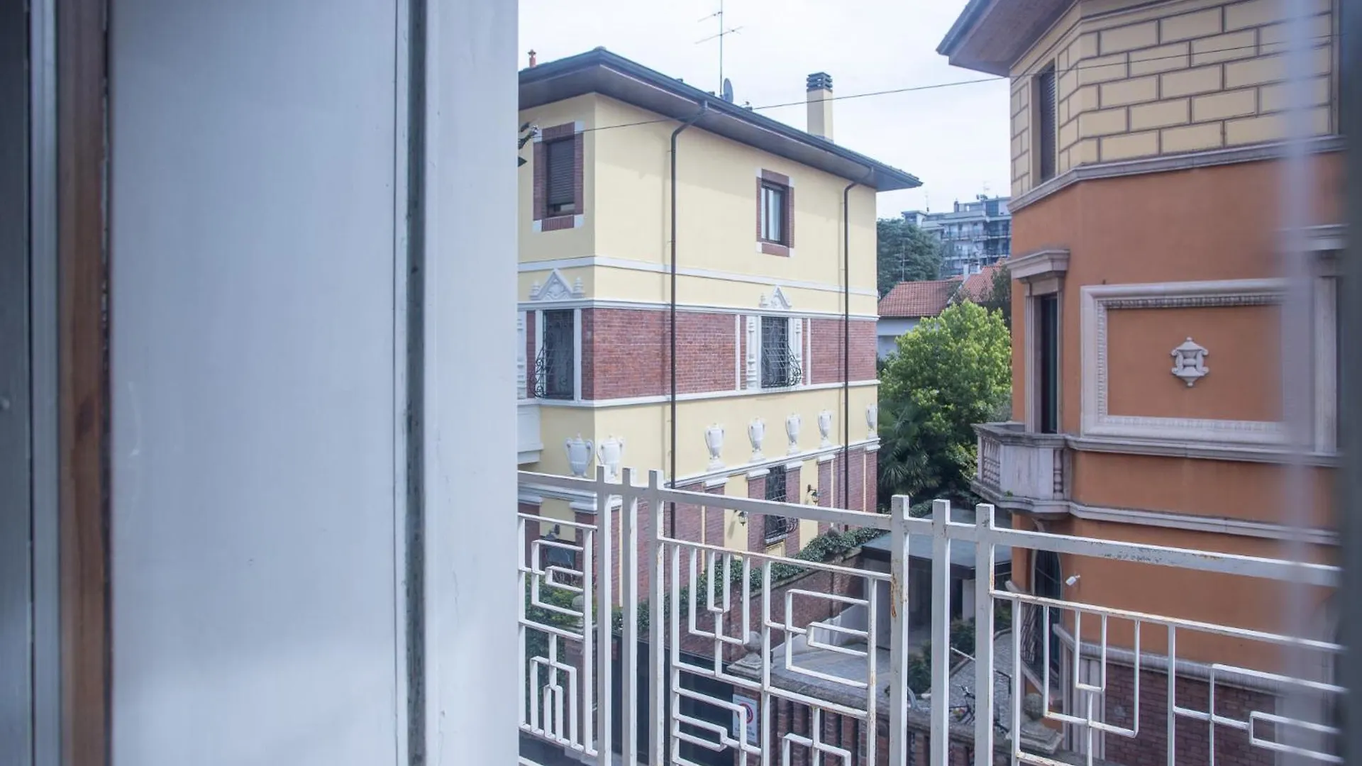 Ampio Ed Elegante Appartamento - 2 Camere E 2 Bagni Milan 0*,